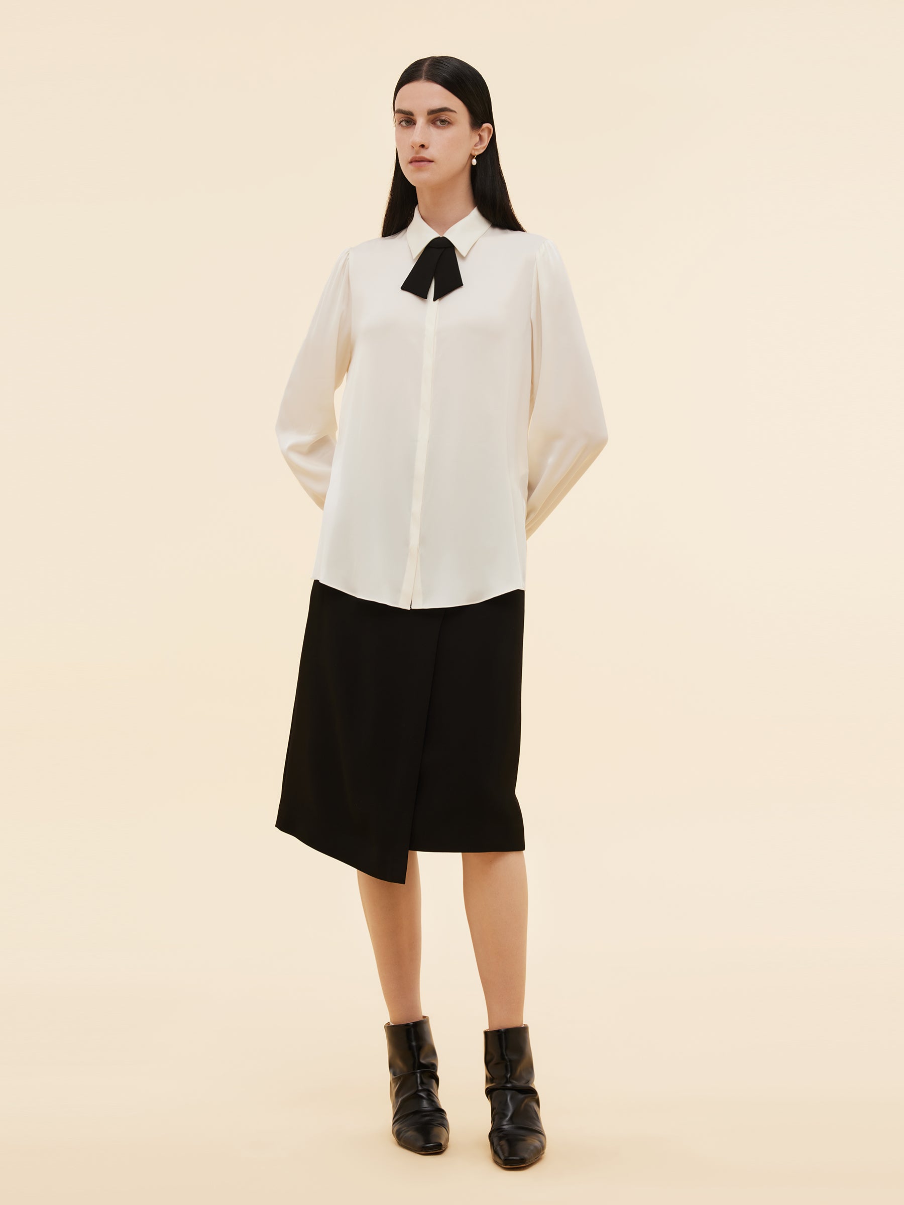 22MM Mulberry Silk Women Shirt With Detachable Bow