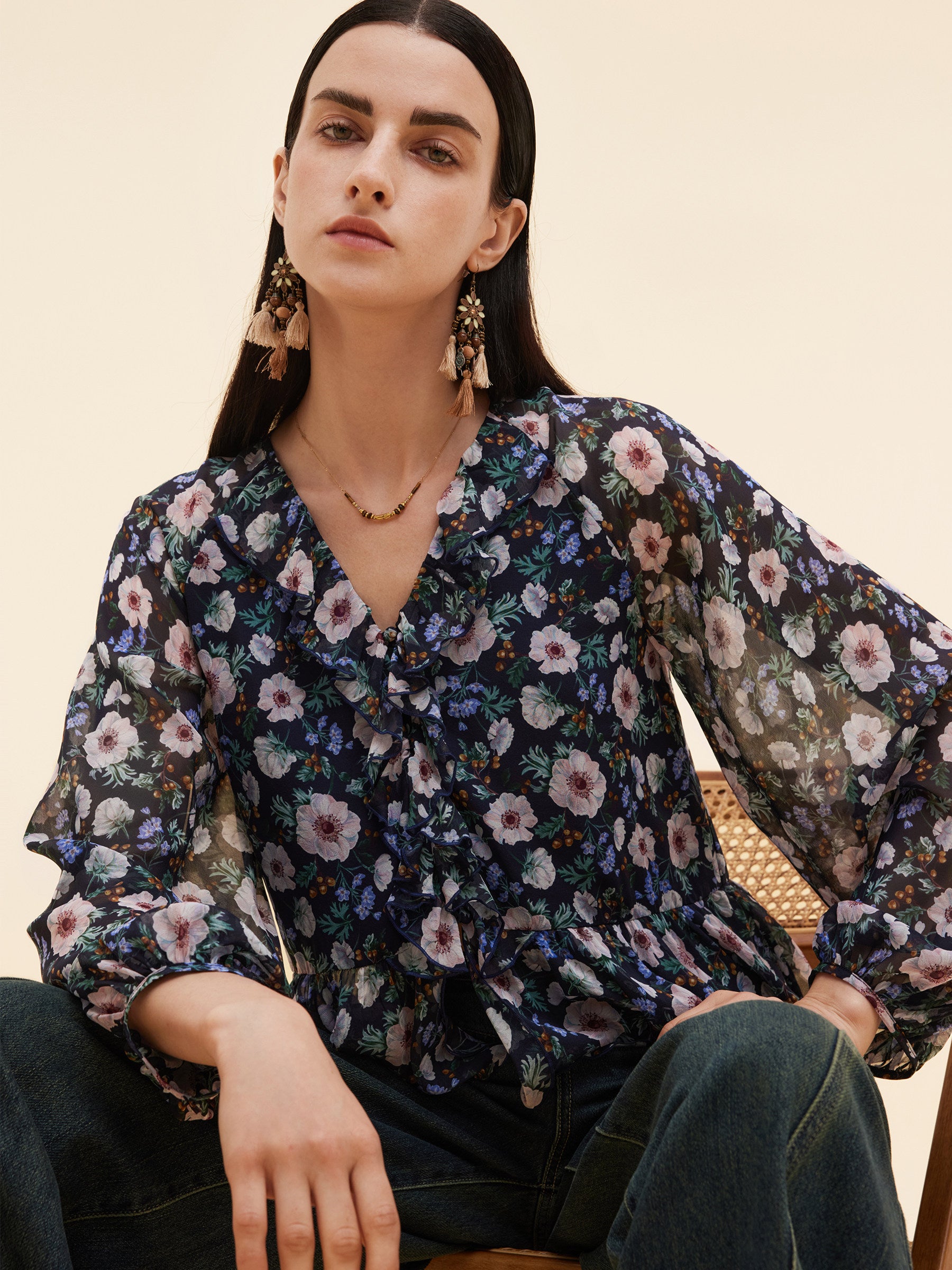 10MM Mulberry Silk Floral Print Women Ruffle V-Neck Blouse