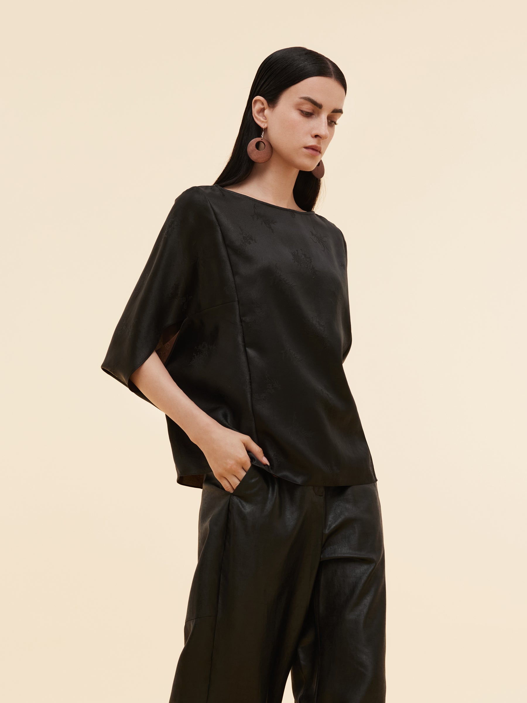 19MM Xiang Yun Silk Jacquard Boat Neck Women Cape Blouse